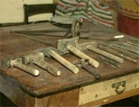 &Sigma;&mu;ί&lambda;&eta; &kappa;&alpha;&iota; &pi;έ&tau;&rho;&alpha; &sigma;&tau;&omicron;&nu; 6&omicron; &alpha;&iota;ώ&nu;&alpha; &pi;.&Chi;.